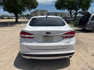 2017 Ford Fusion Hybrid SE - Exterior Rear Center Image